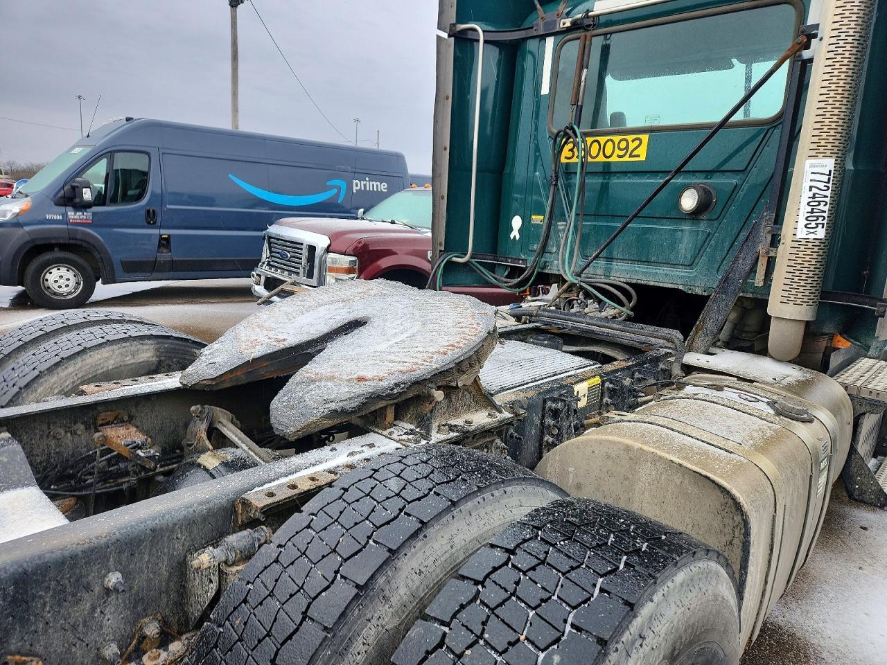 2016 Mack CX612 Semi Truck