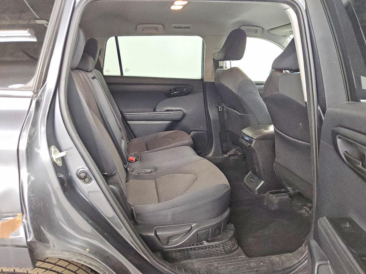 2020 Toyota Highlander Hybrid le