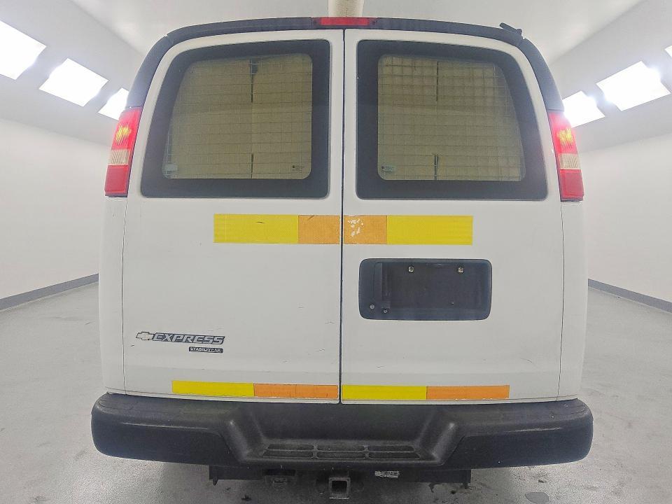 2013 Chevrolet Express G2500