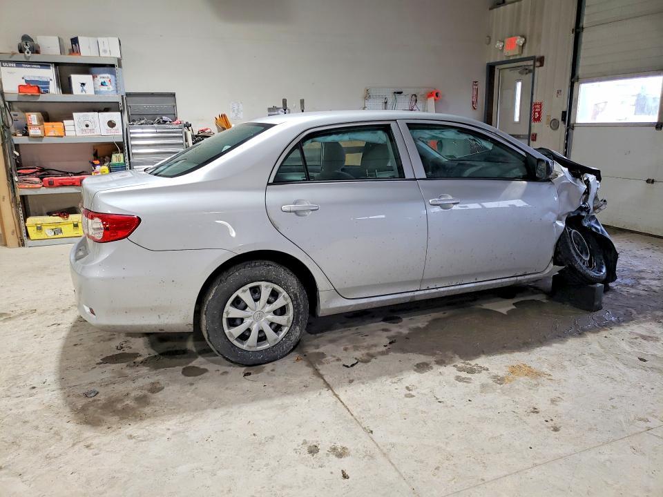 2013 Toyota Corolla l