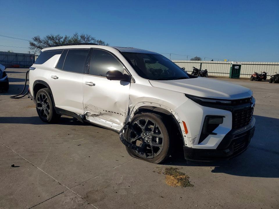2025 Chevrolet Traverse rs