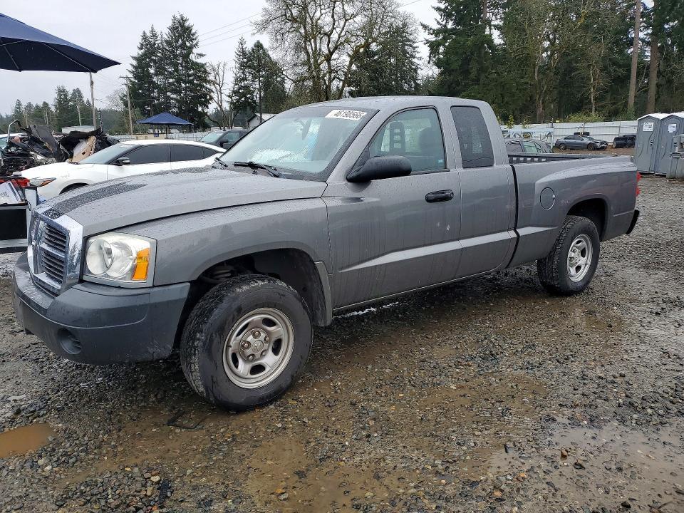 2005 Dodge Dakota st