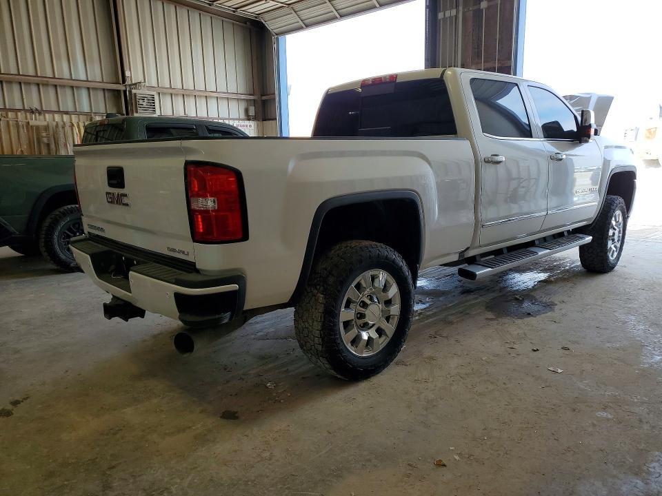 2018 GMC Sierra K2500 Denali