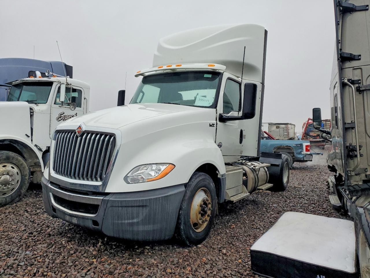 2019 International LT625 Semi Truck