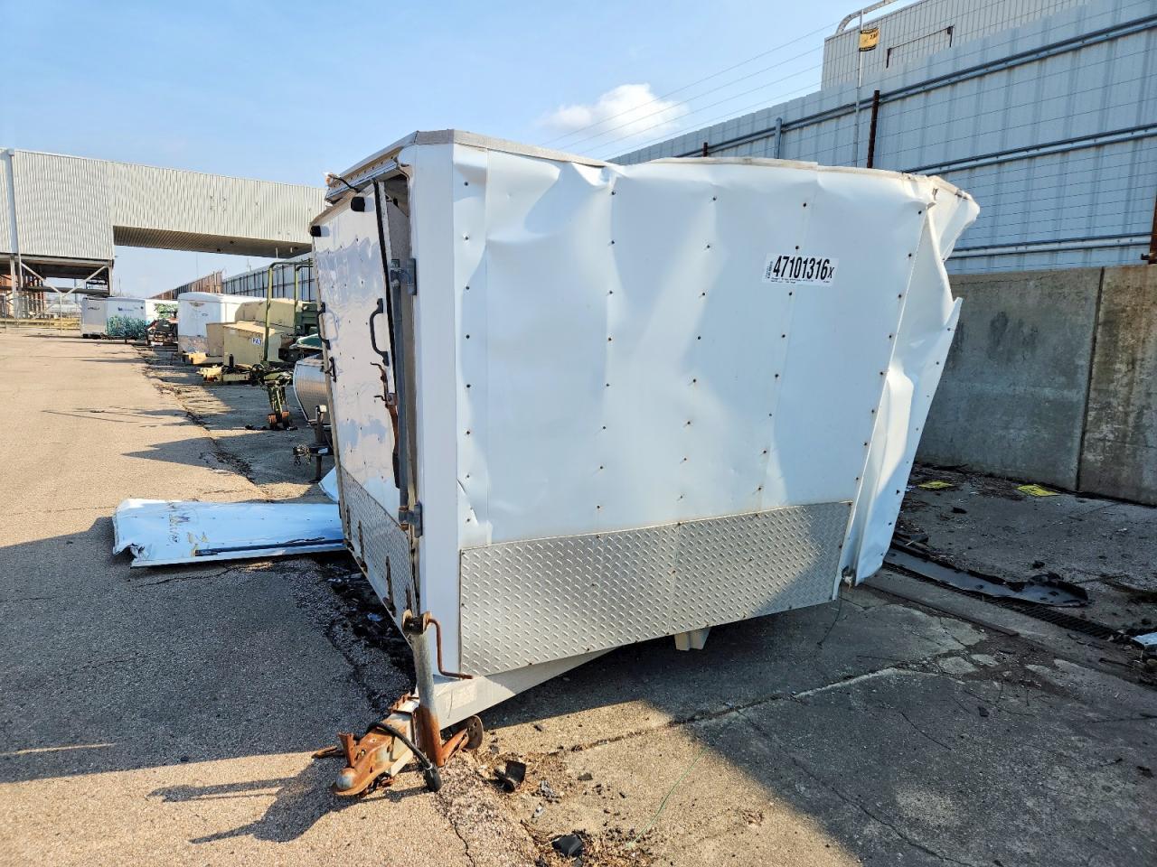 2001 RR Enclosed Cargo Trailer