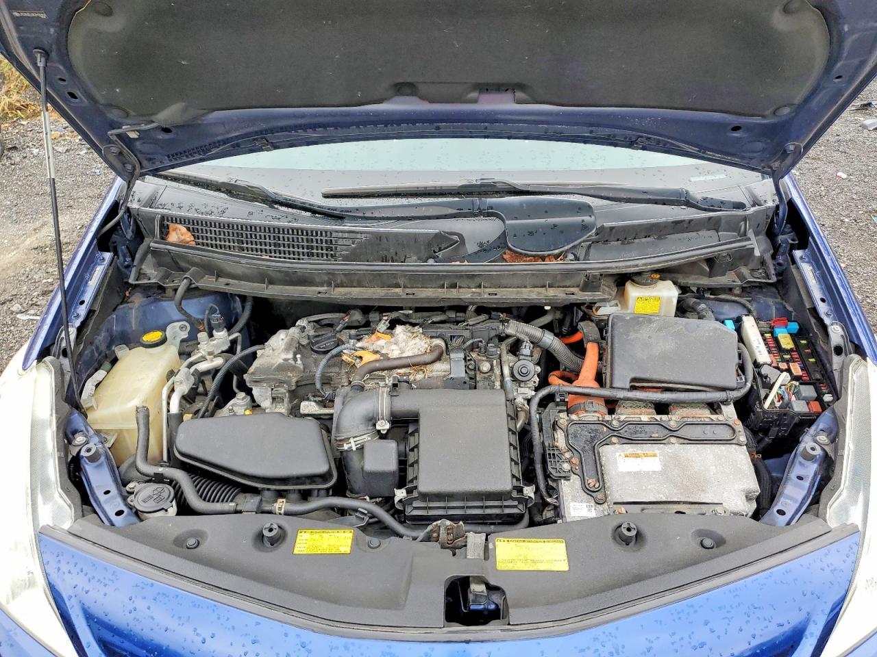 2012 Toyota Prius v Three