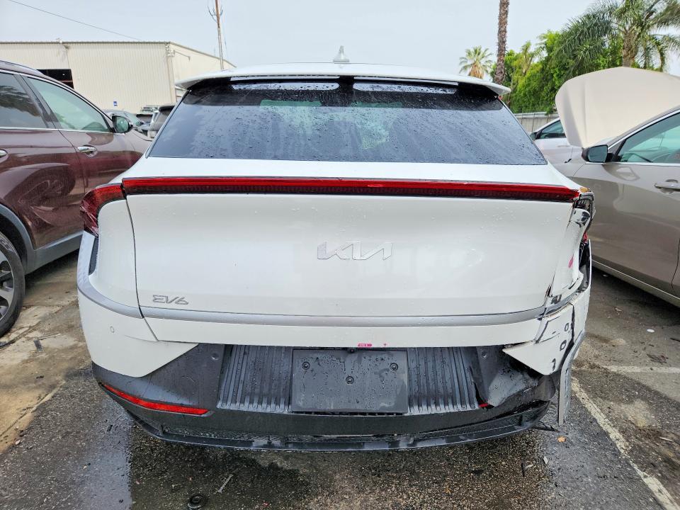2024 KIA EV6 Light