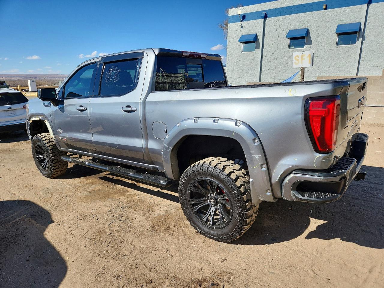 2021 GMC Sierra K1500 AT4