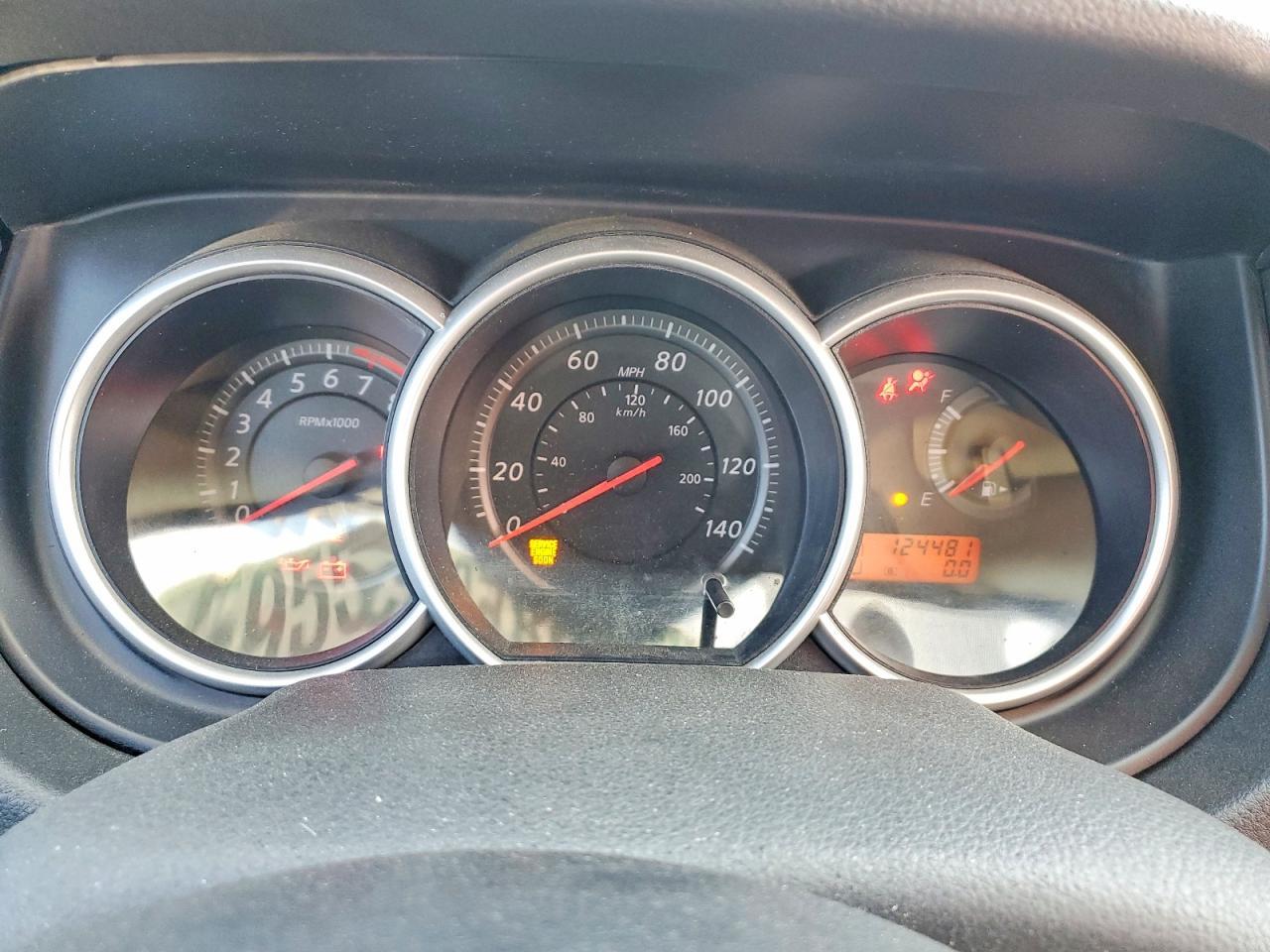 2011 Nissan Versa s