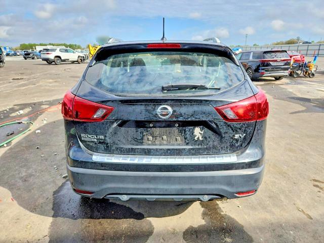 2019 Nissan Rogue Sport sv