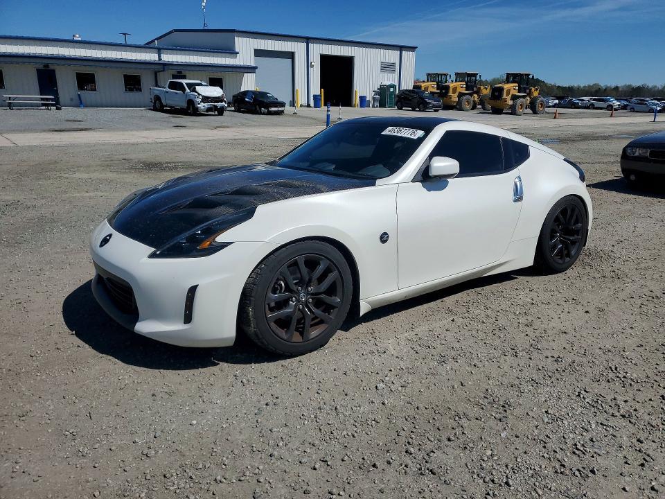 2016 Nissan 370z Base