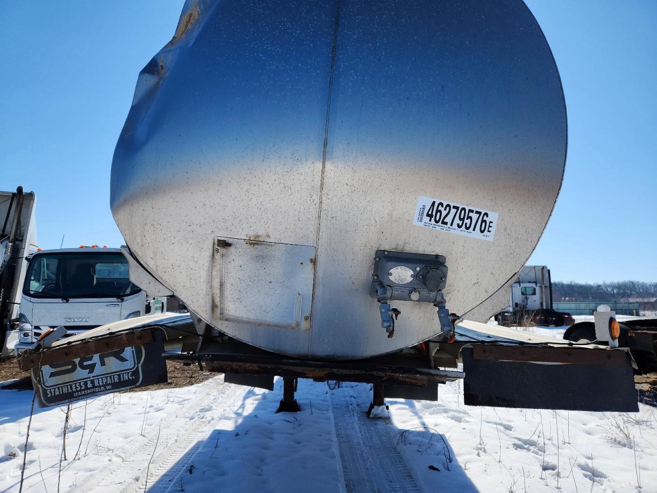 1994 Walker Tank Trailer