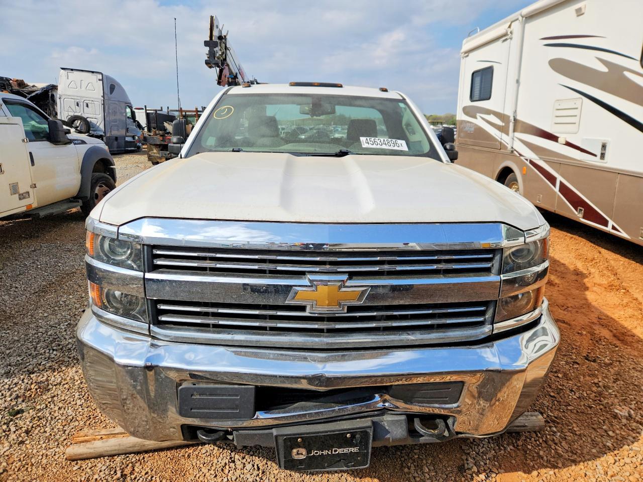 2017 Chevrolet Silverado Utility / Service Truck