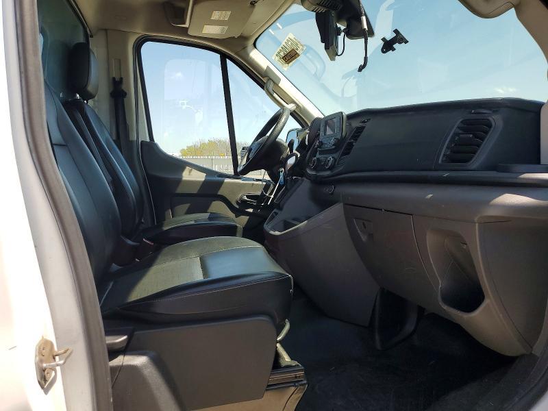 2022 Ford Transit Delivery Truck