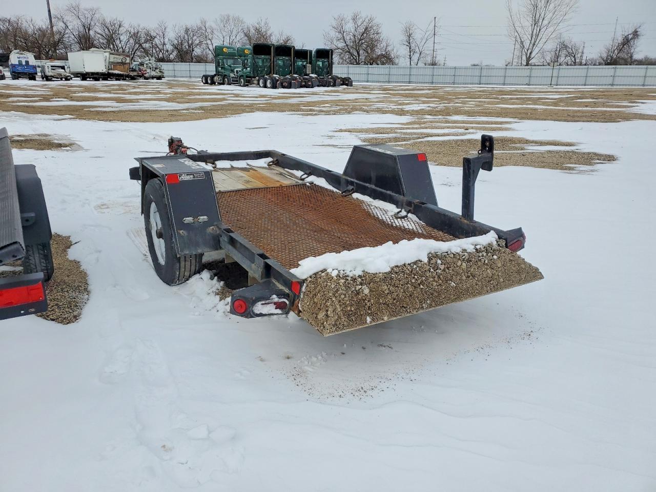 2017 Redi Haul Equipment Trailer