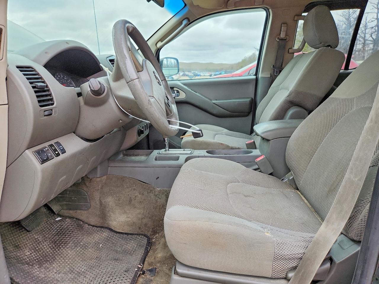 2010 Nissan Frontier SE V6