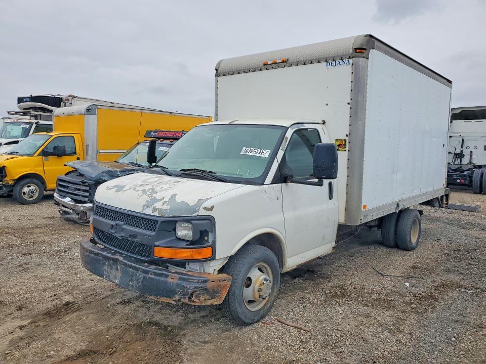2008 Chevrolet Express BOX Truck