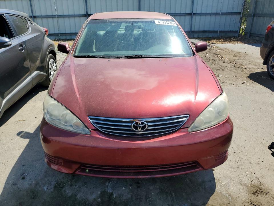 2006 Toyota Camry le