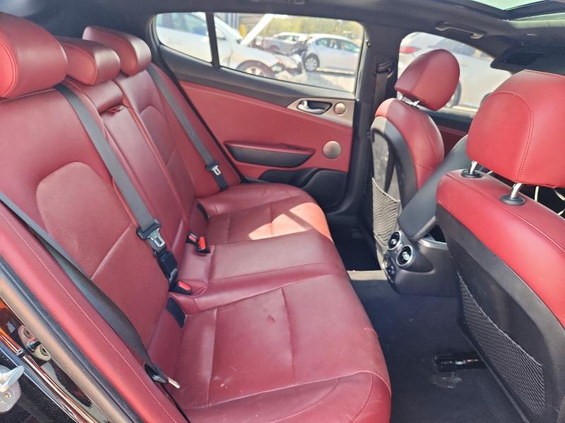 2018 KIA Stinger GT1