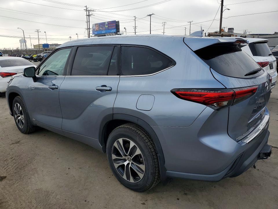 2020 Toyota Highlander Hybrid xle