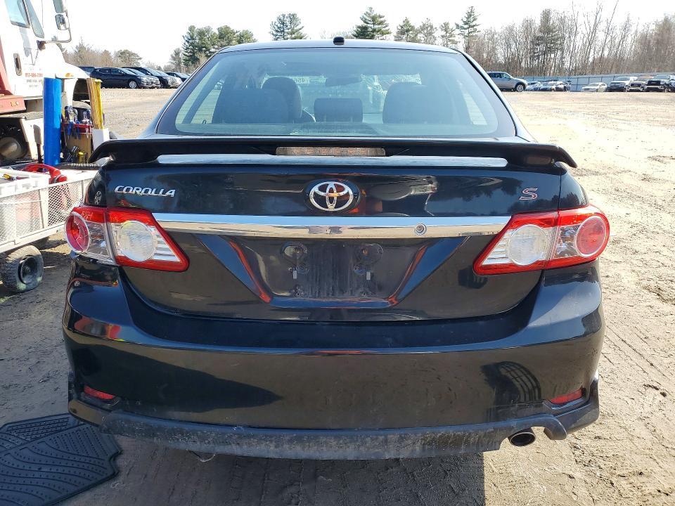 2013 Toyota Corolla s