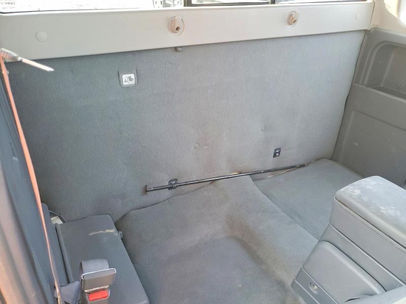 2004 Nissan Frontier Standard