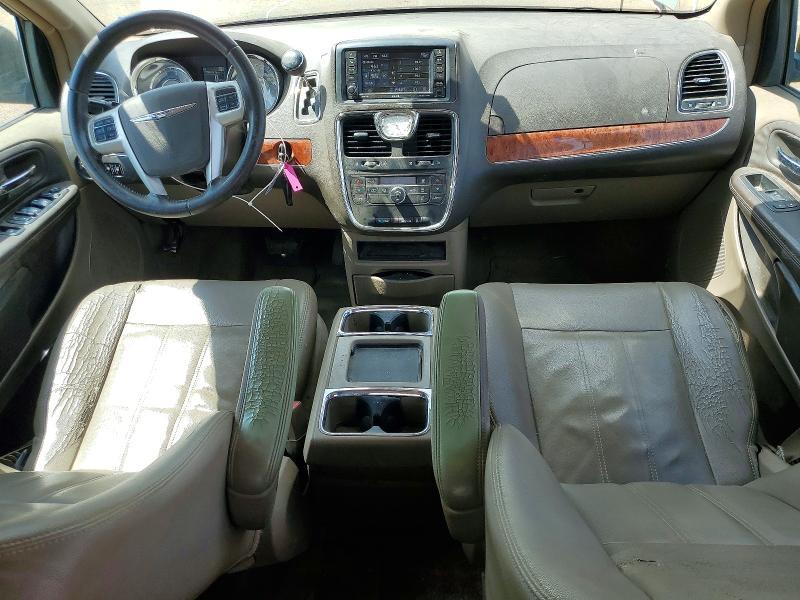 2015 Chrysler Town & Country Touring