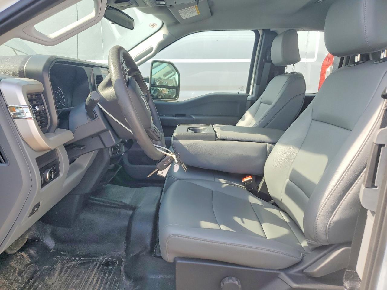 2025 Ford F250 Super Duty Utility / Service Truck