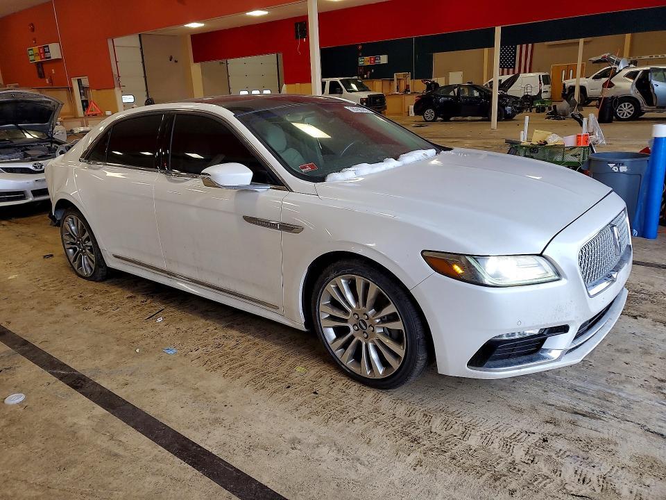 2017 Lincoln Continental Reserve