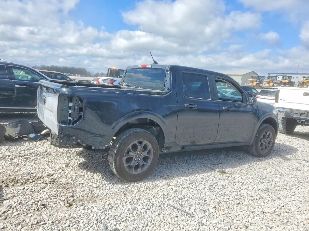 2023 Ford Maverick XL