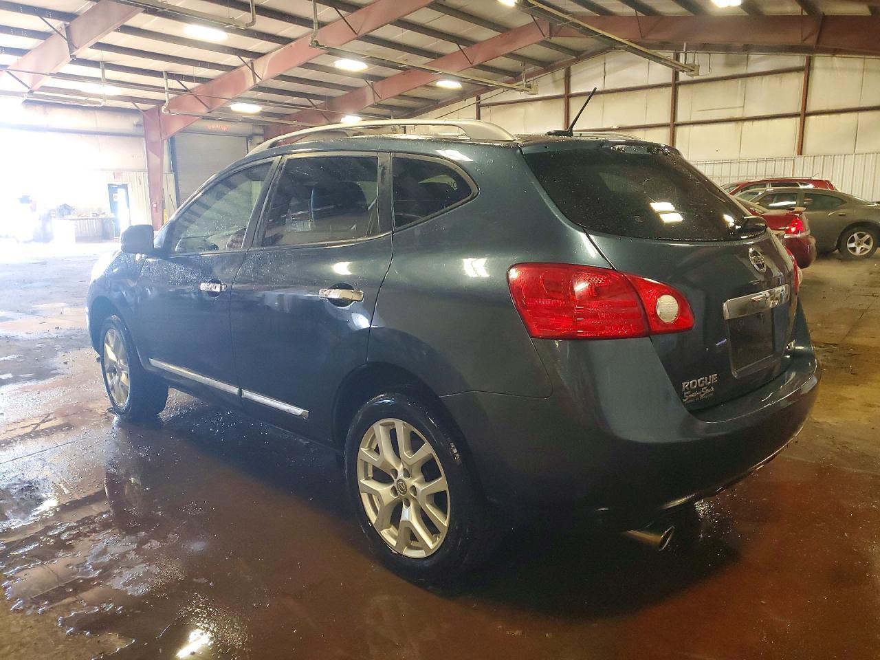 2012 Nissan Rogue s