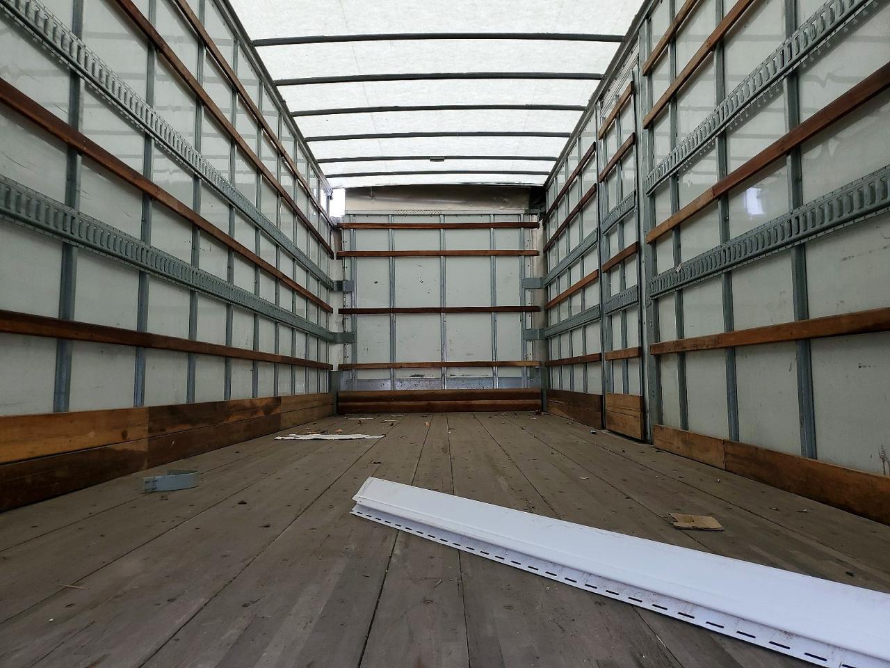 2023 Freigliner 2023 Freightliner Business Class M2 BOX Truck