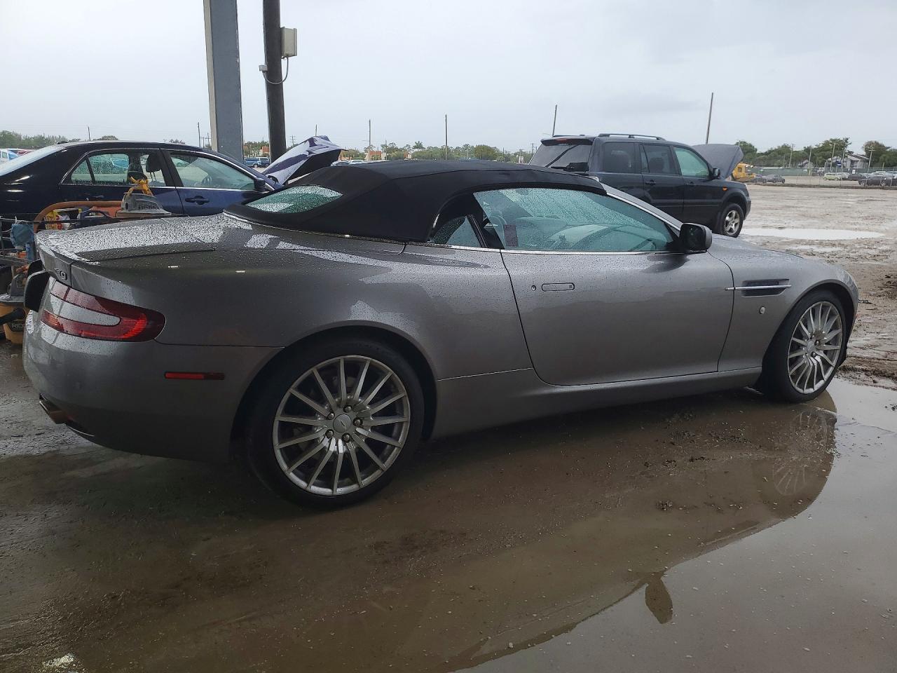 2006 Aston Martin DB9 Volante