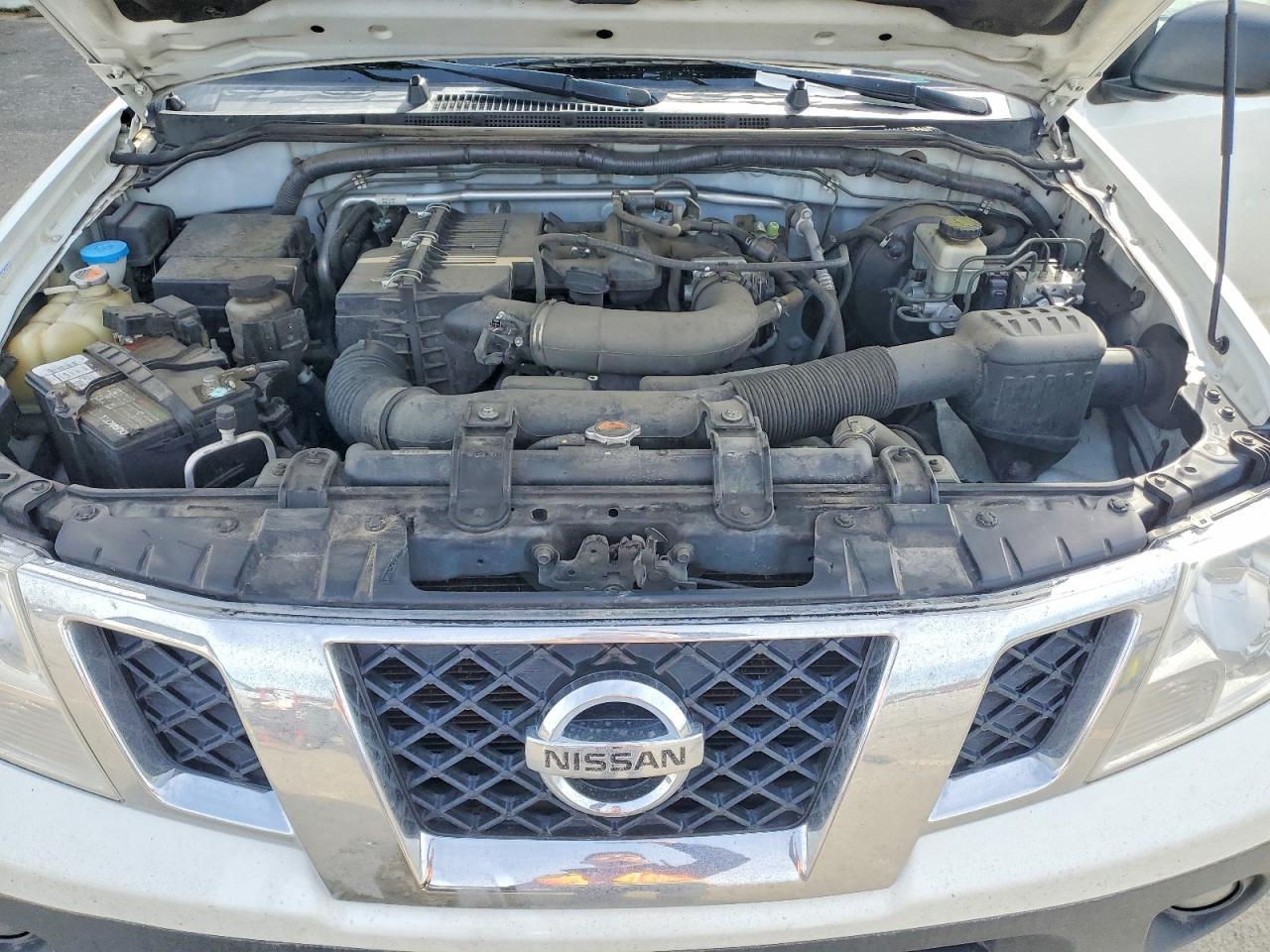 2014 Nissan Frontier S