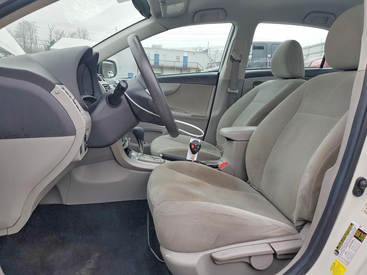 2013 Toyota Corolla le