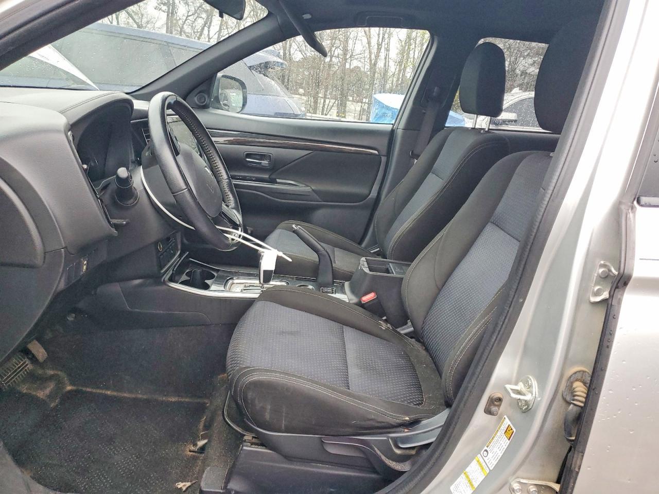 2018 Mitsubishi Outlander se