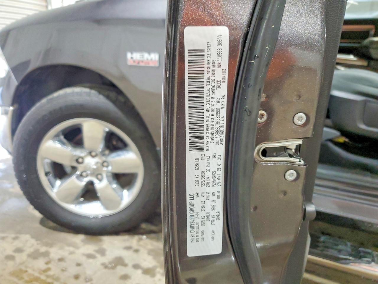 2015 Dodge RAM 1500 SLT