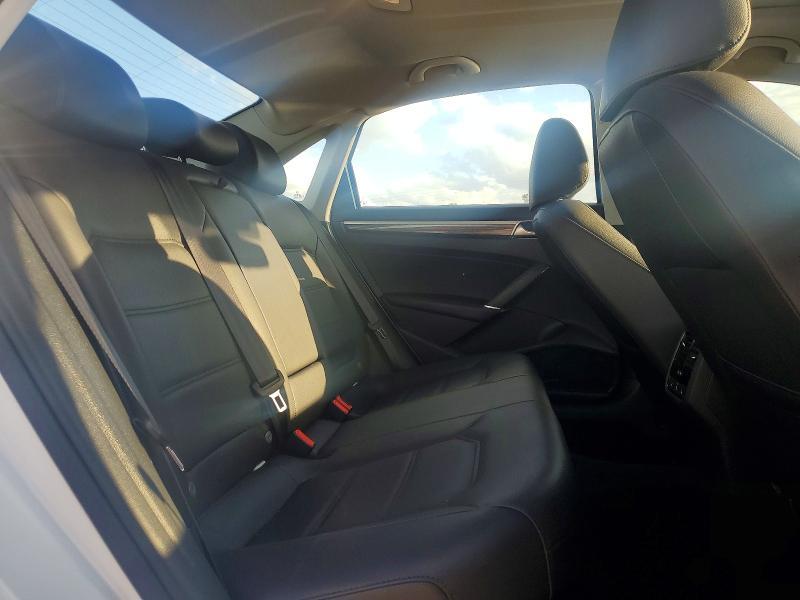 2018 Volkswagen Passat se