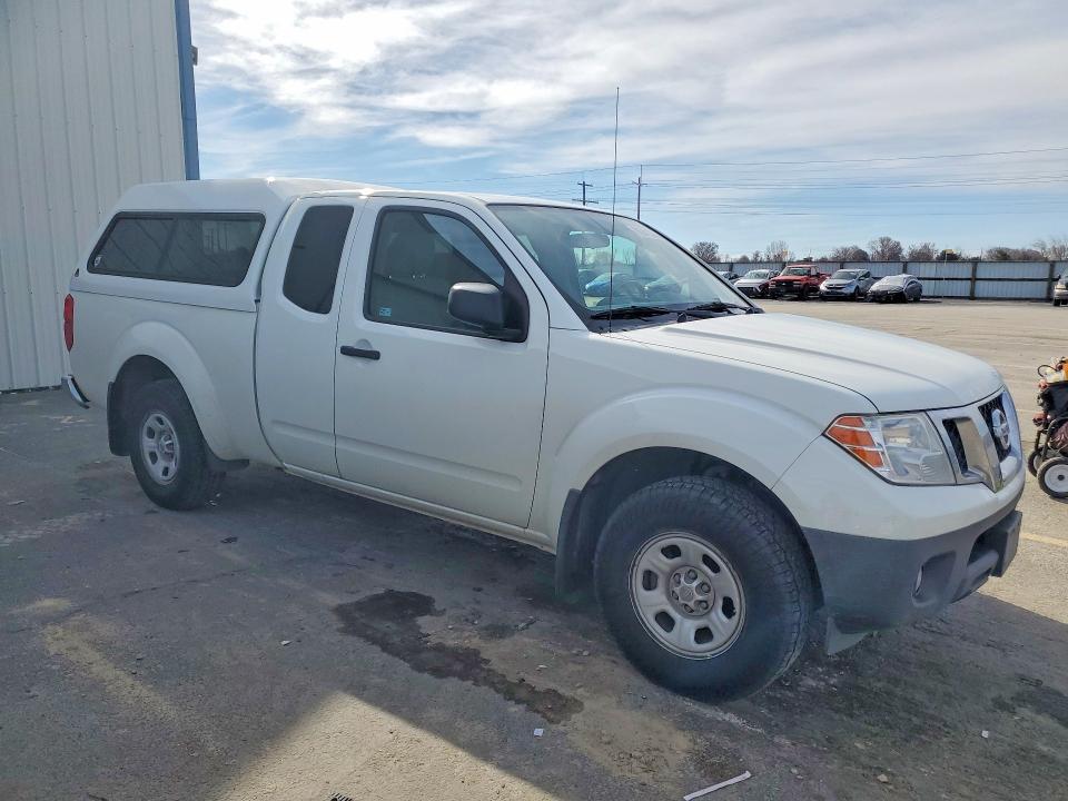 2014 Nissan Frontier S