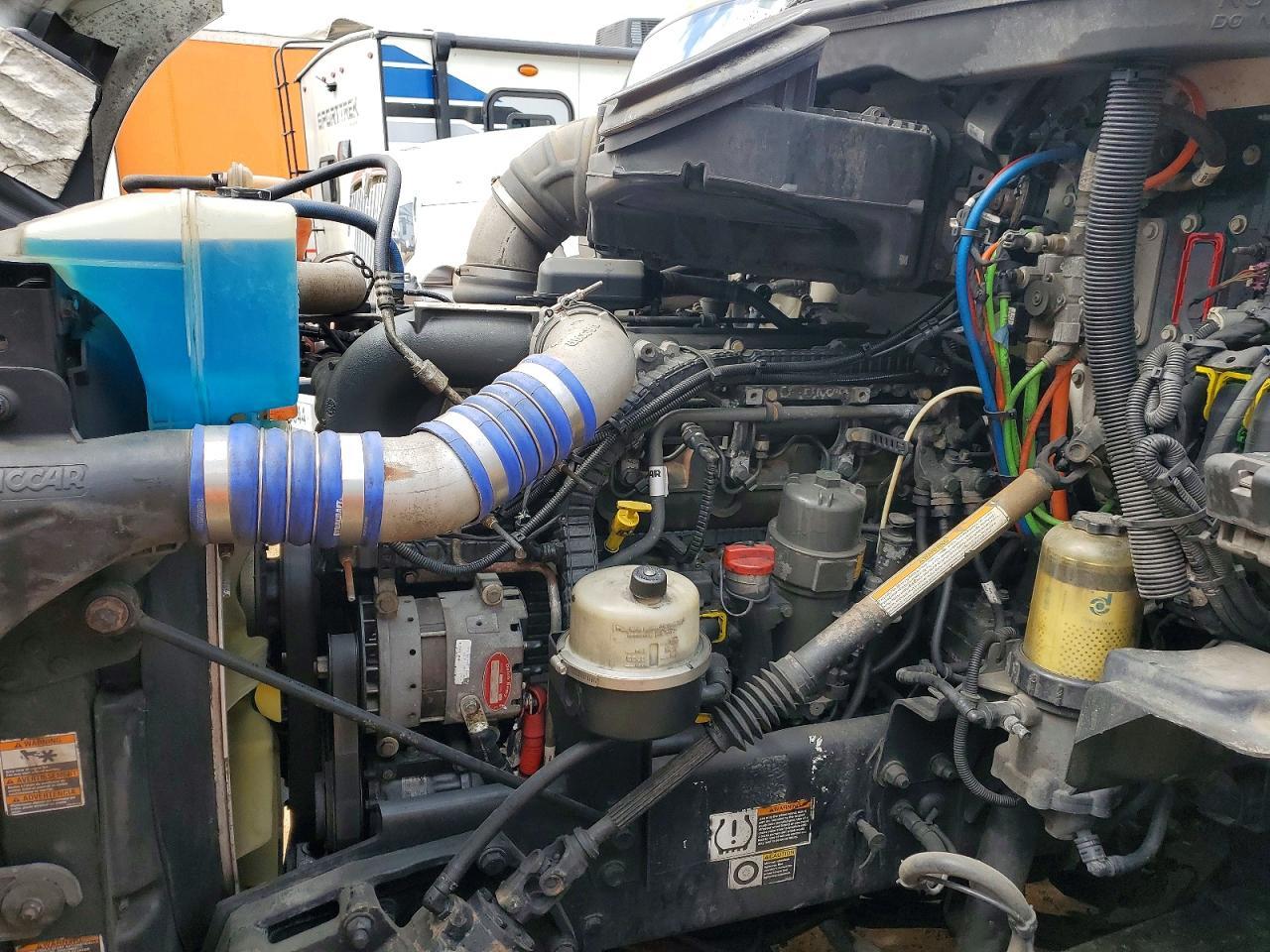 2019 Kenworth T680 Semi Truck