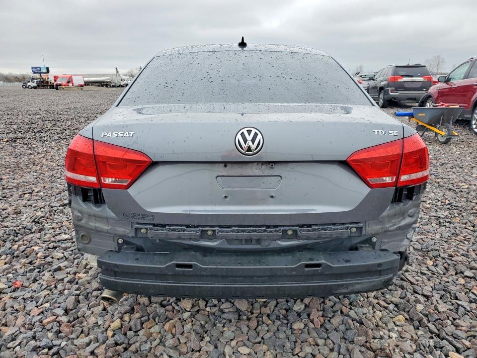 2013 Volkswagen Passat se