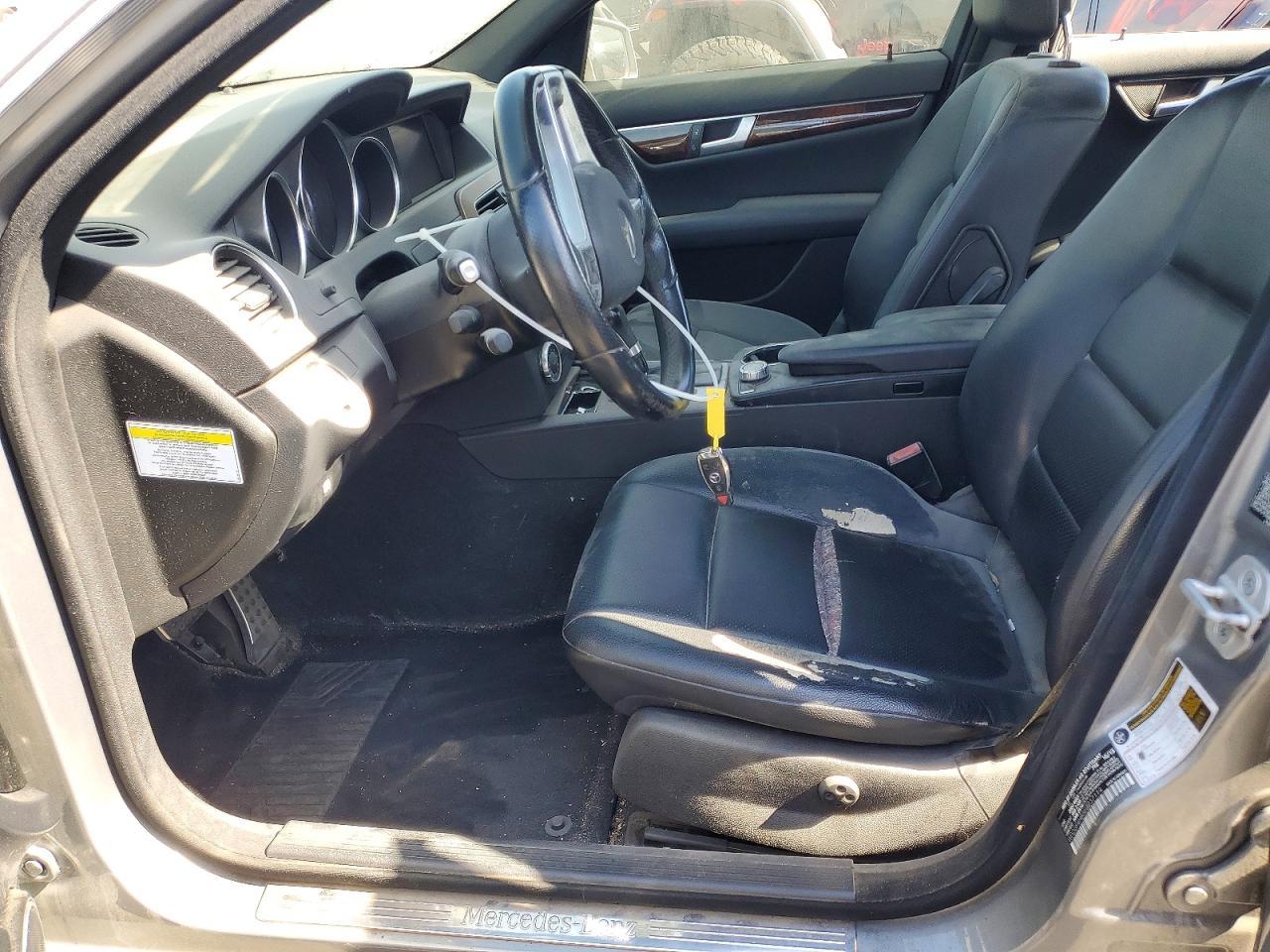 2014 Mercedes-Benz C 250