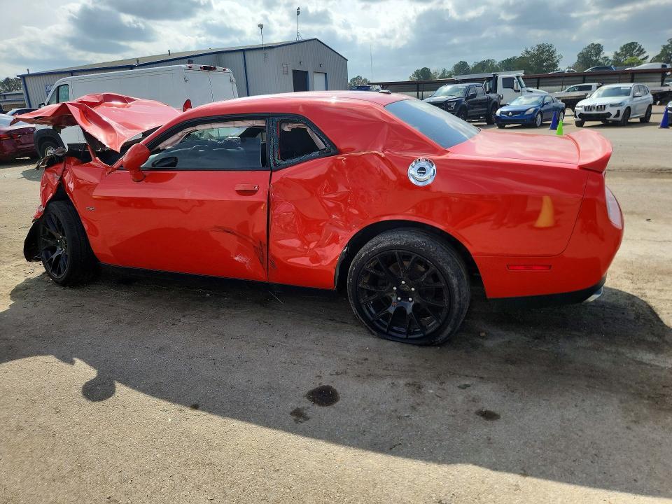 2018 Dodge Challenger r