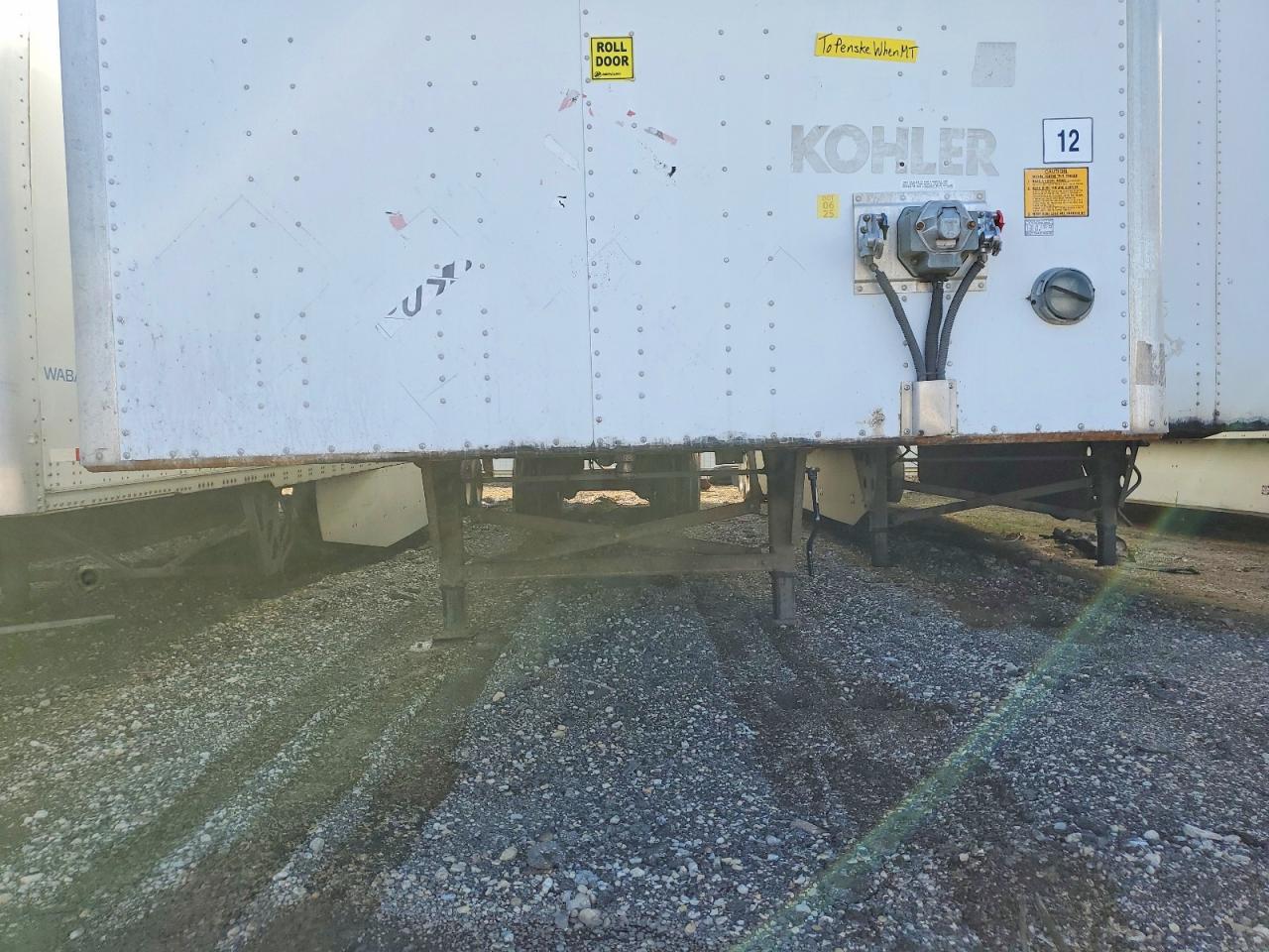 2013 Utility VS2DX DRY Van Trailer