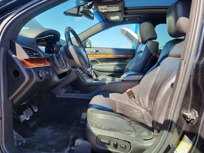 2013 Lincoln Townhouse MKT