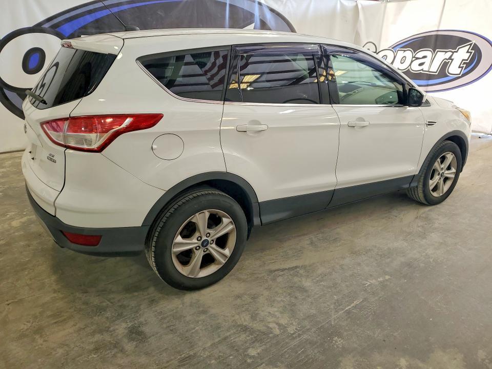 2015 Ford Escape se