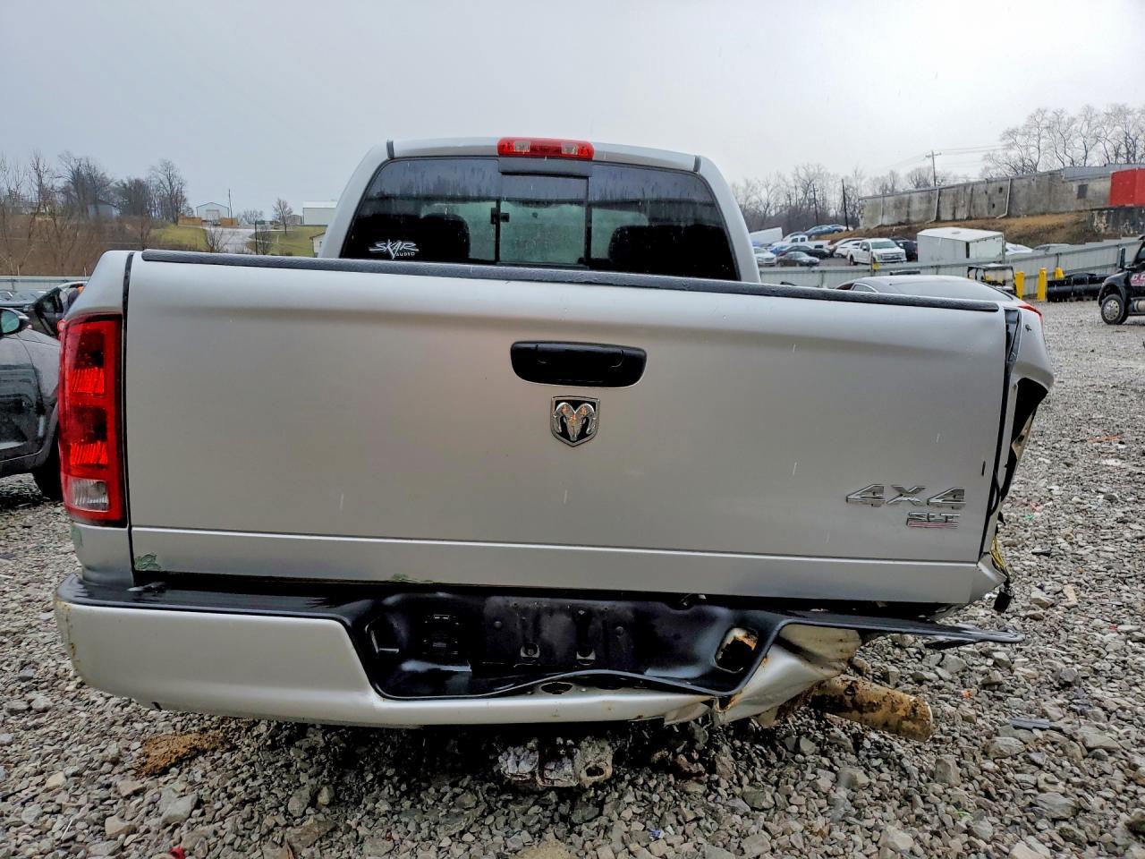 2005 Dodge RAM 1500 ST