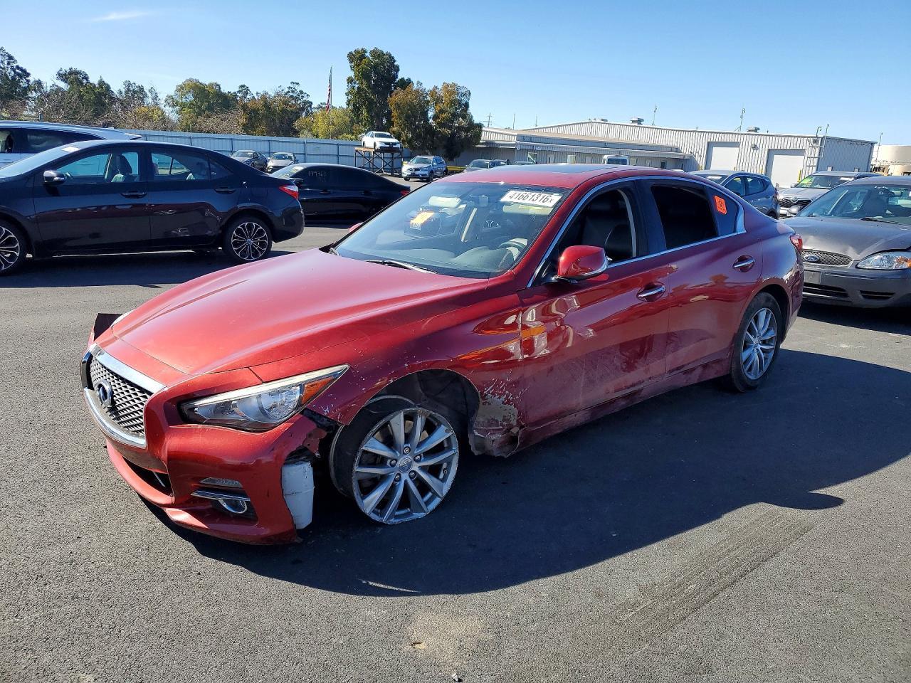 2015 Infiniti Q50 Base