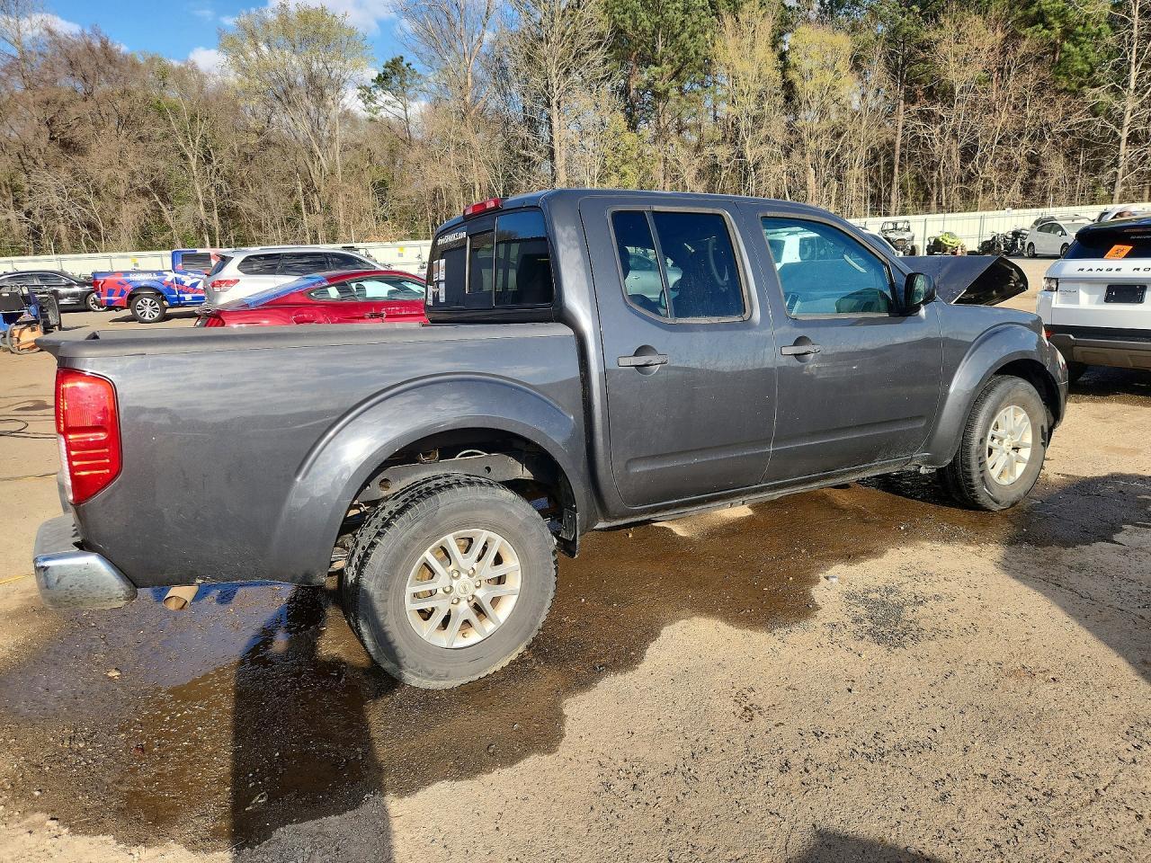 2015 Nissan Frontier SV