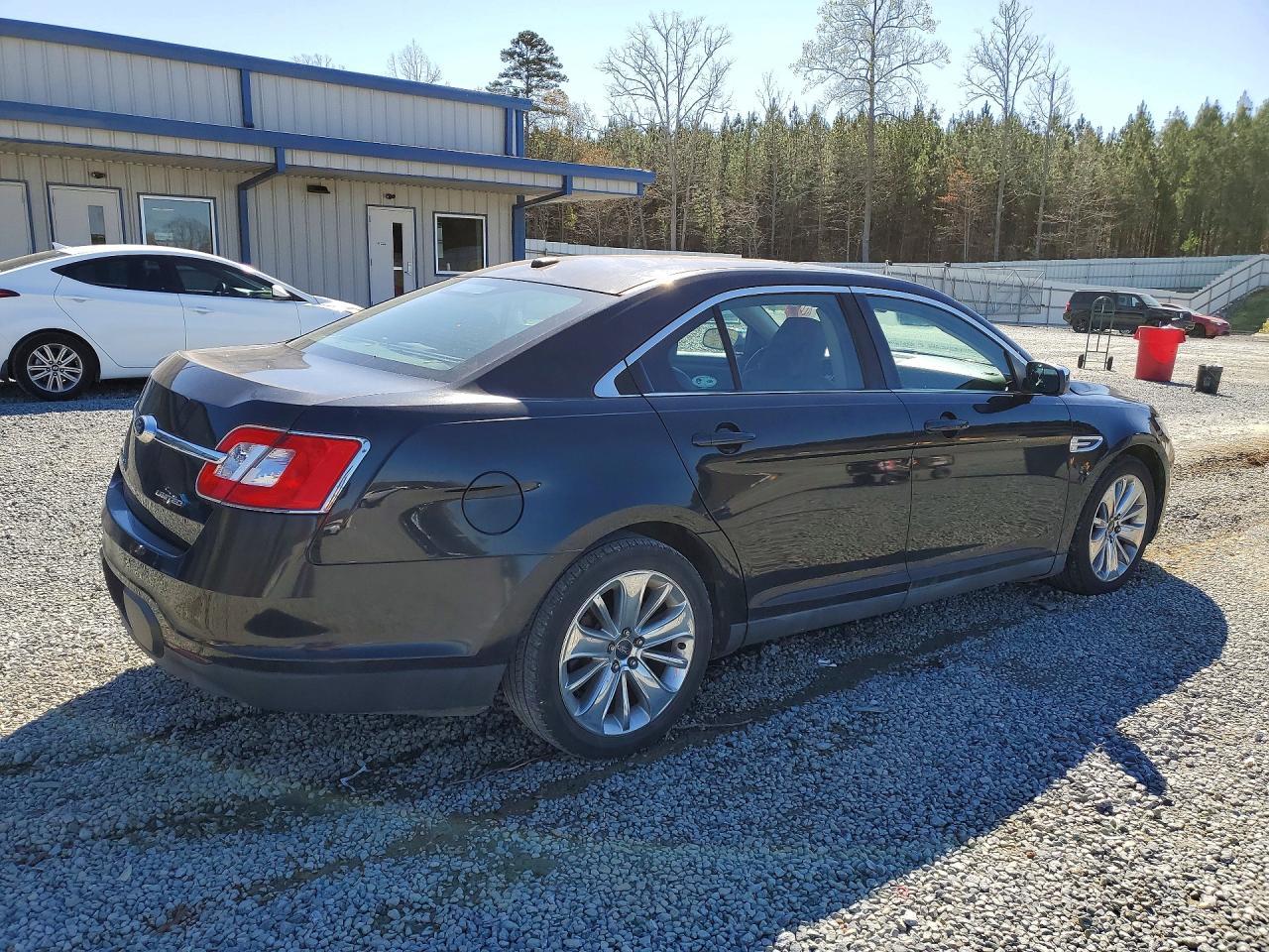 2010 Ford Taurus Limited